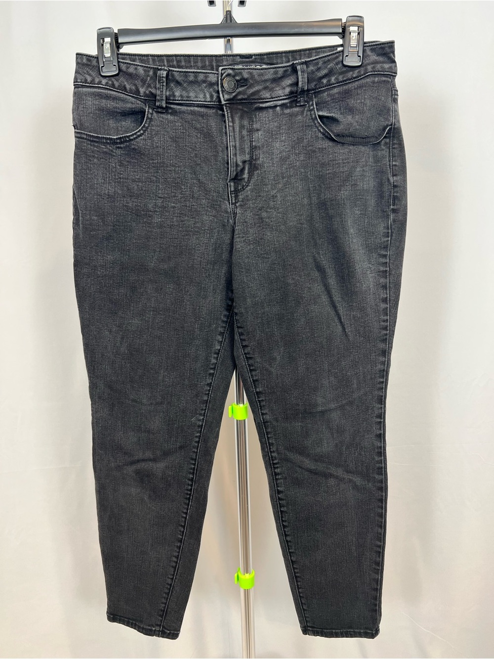 Maurices Grey Black Skinny Jeans